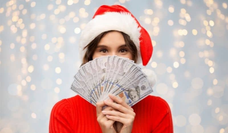 Make Extra Money For The Holidays From Home Doing This